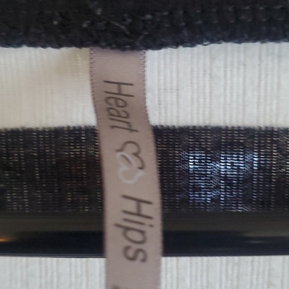 Top - Picture 2 of 3